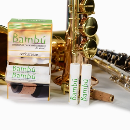Bambú korkfett er spesielt designet for å smøre korken i treblåsinstrumentenes sammenføyninger.